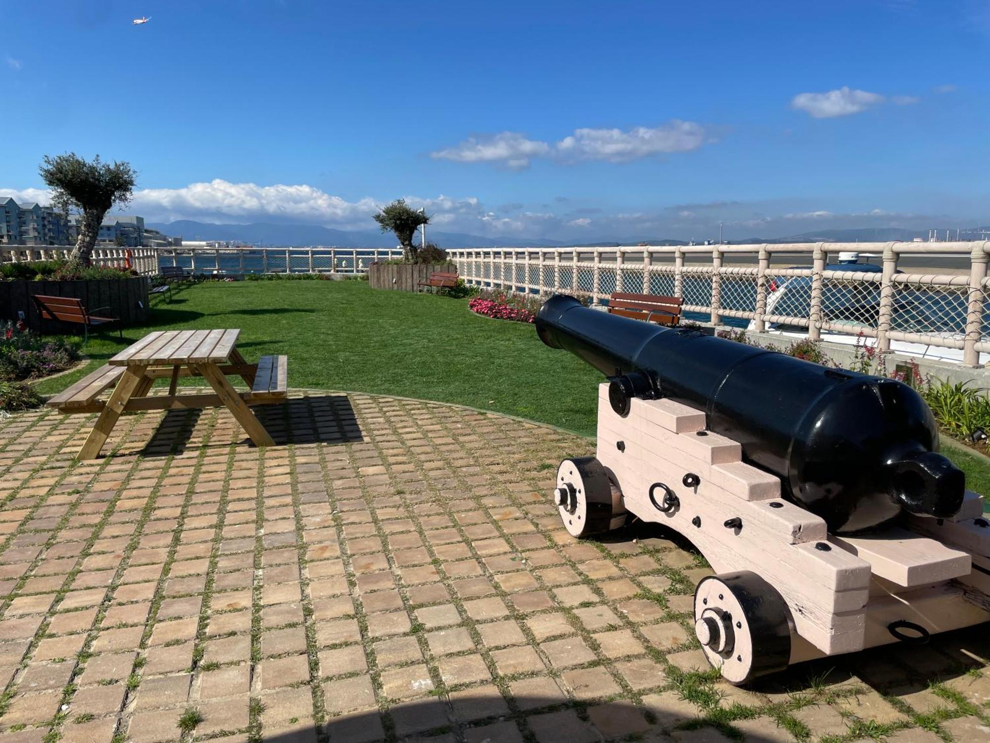 Deluxe Marina View Seafront Gibraltar Stay Esterno foto