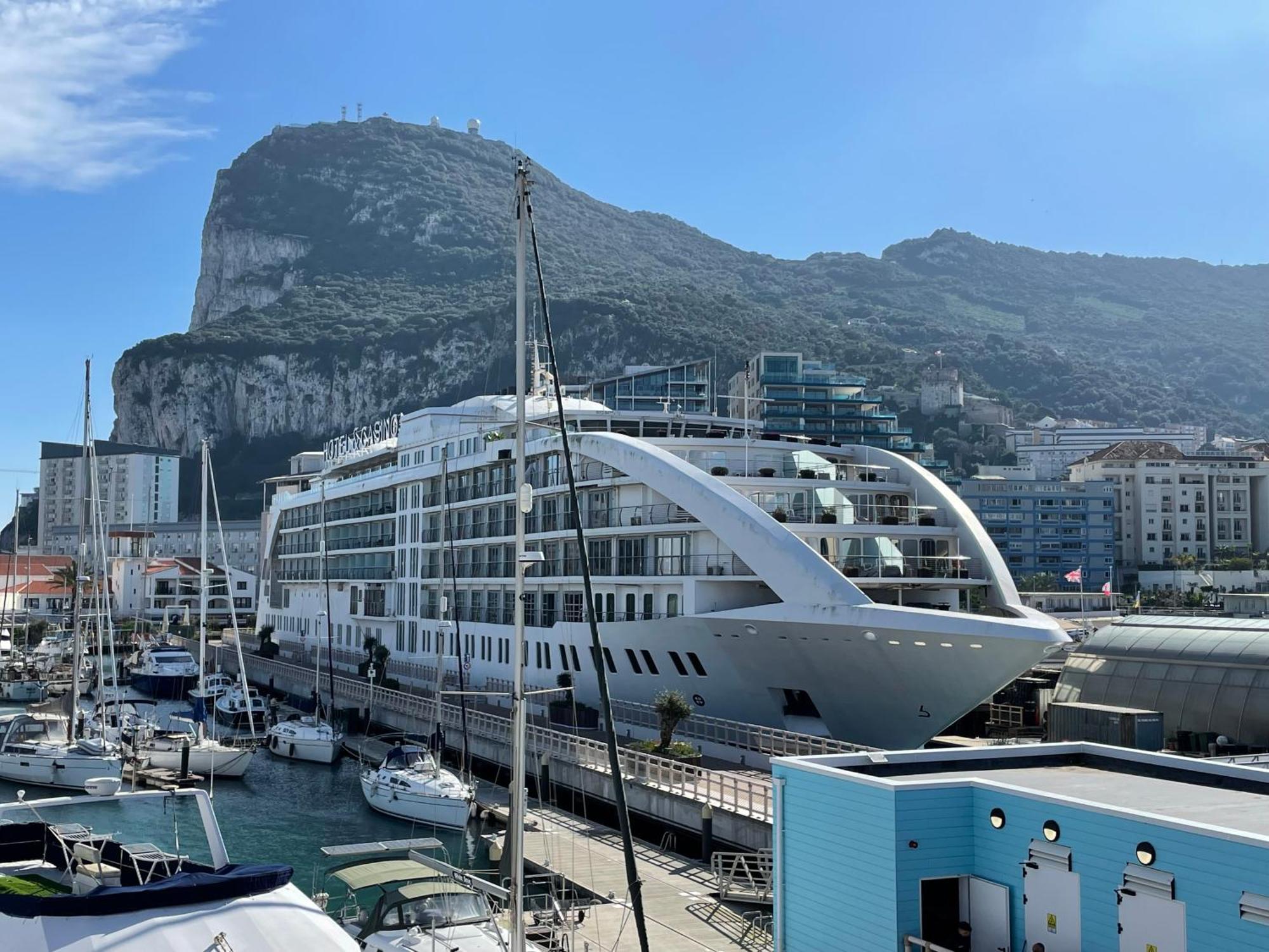 Deluxe Marina View Seafront Gibraltar Stay Esterno foto