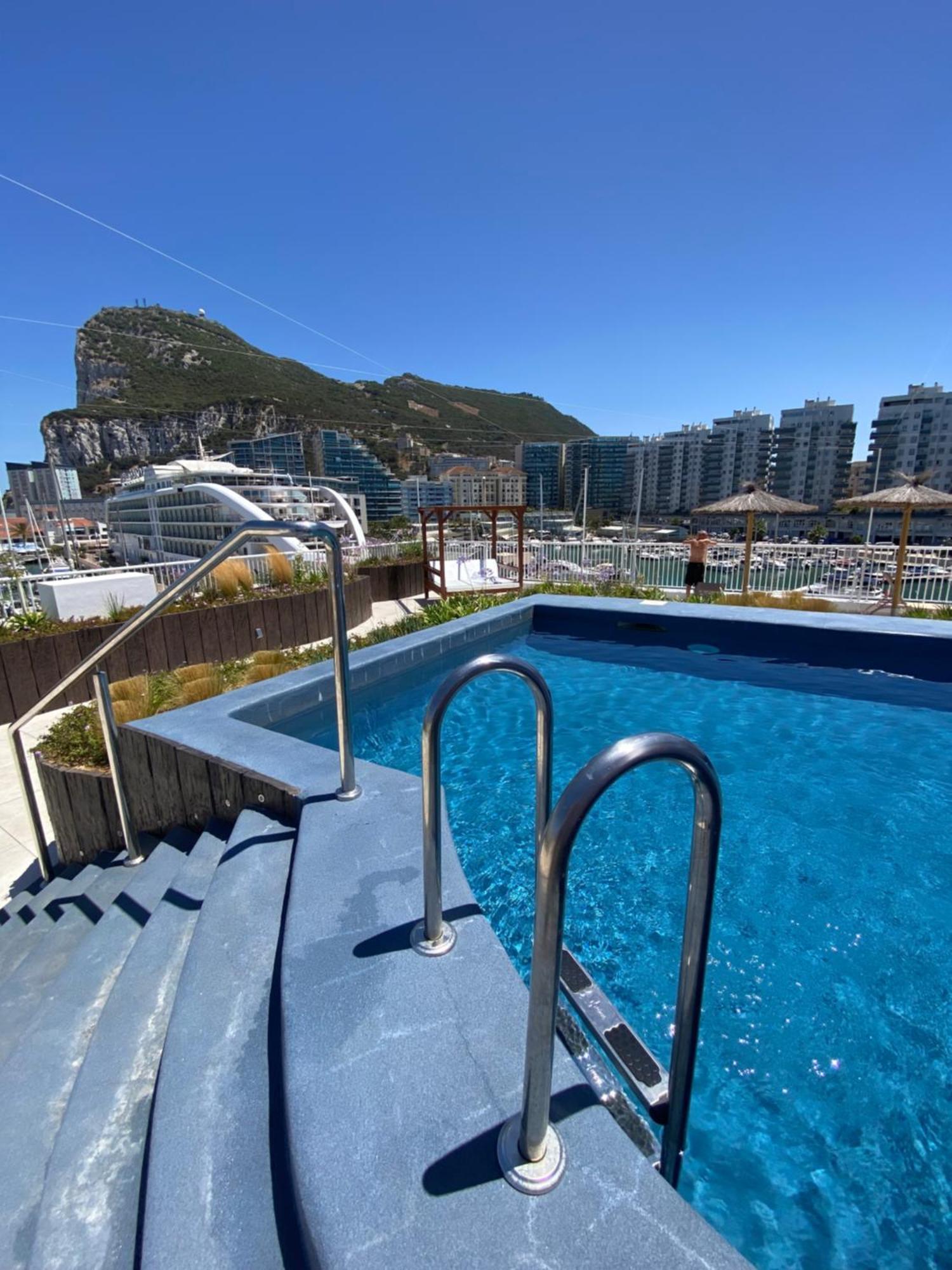 Deluxe Marina View Seafront Gibraltar Stay Esterno foto