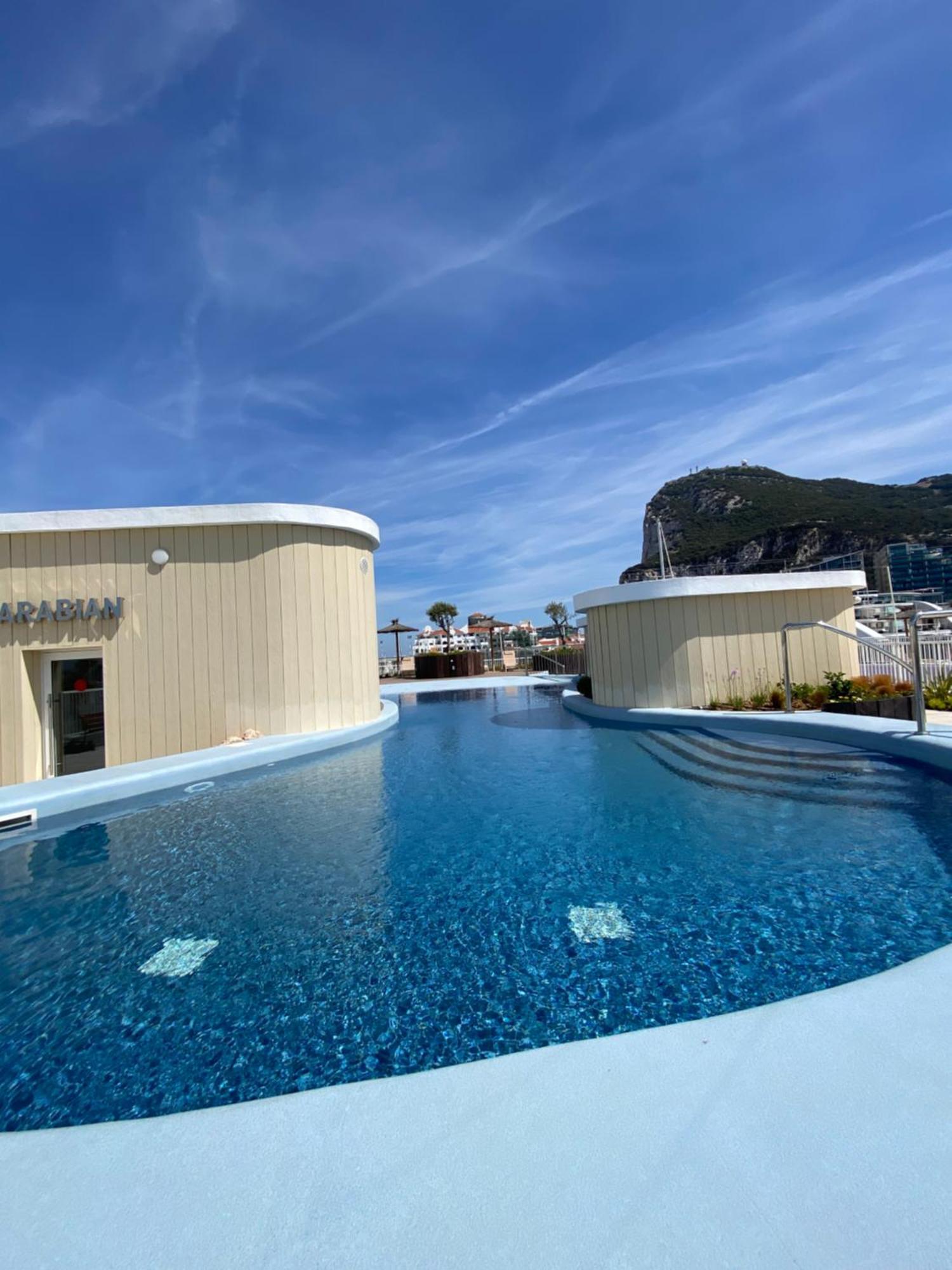 Deluxe Marina View Seafront Gibraltar Stay Esterno foto